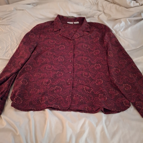 Liz Baker Women's Red and Black Patterned Long Sleeve Shirt - Picture 3 of 7